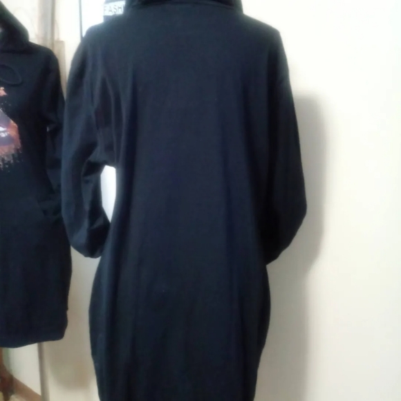 💥 CLOSET CLOSING SALE 💥 Ladies Black Hoodie Dress-1 - Picture 2 of 5